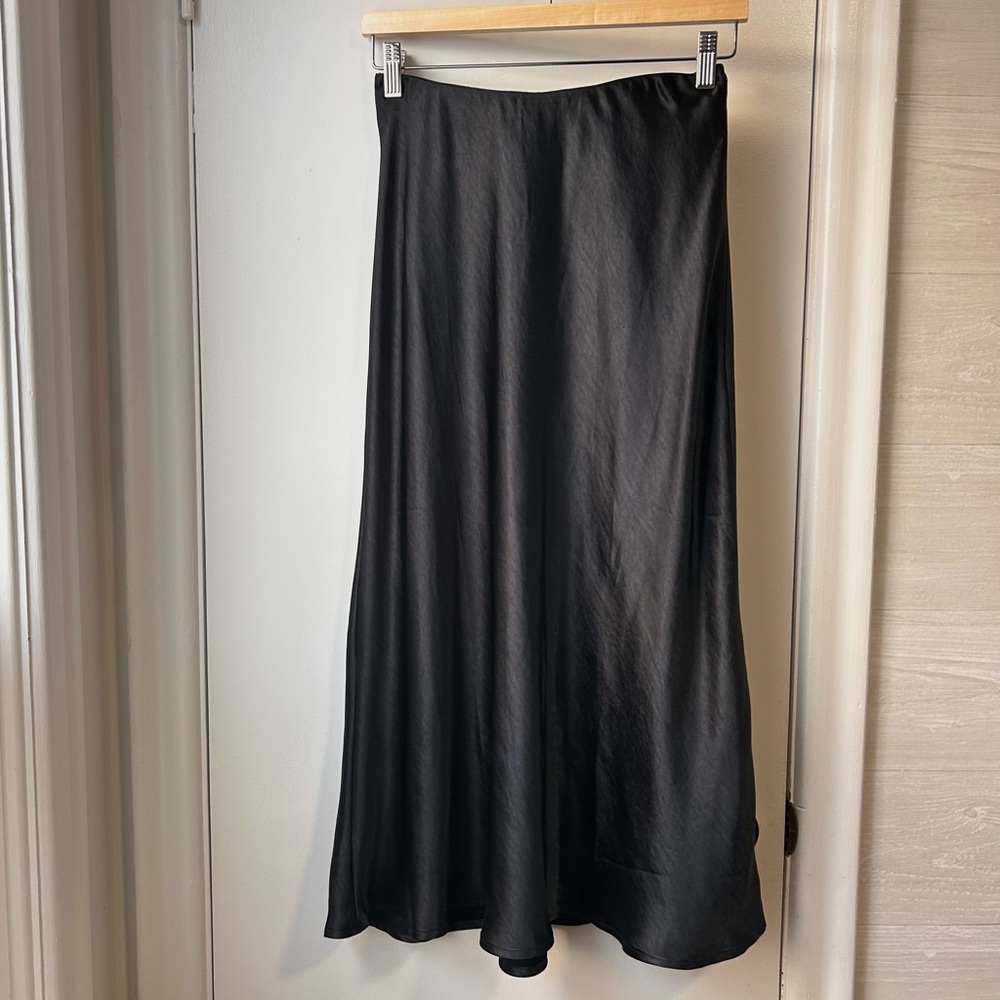 Oak + Fort Satin Finish Bias Cut Skirt Black